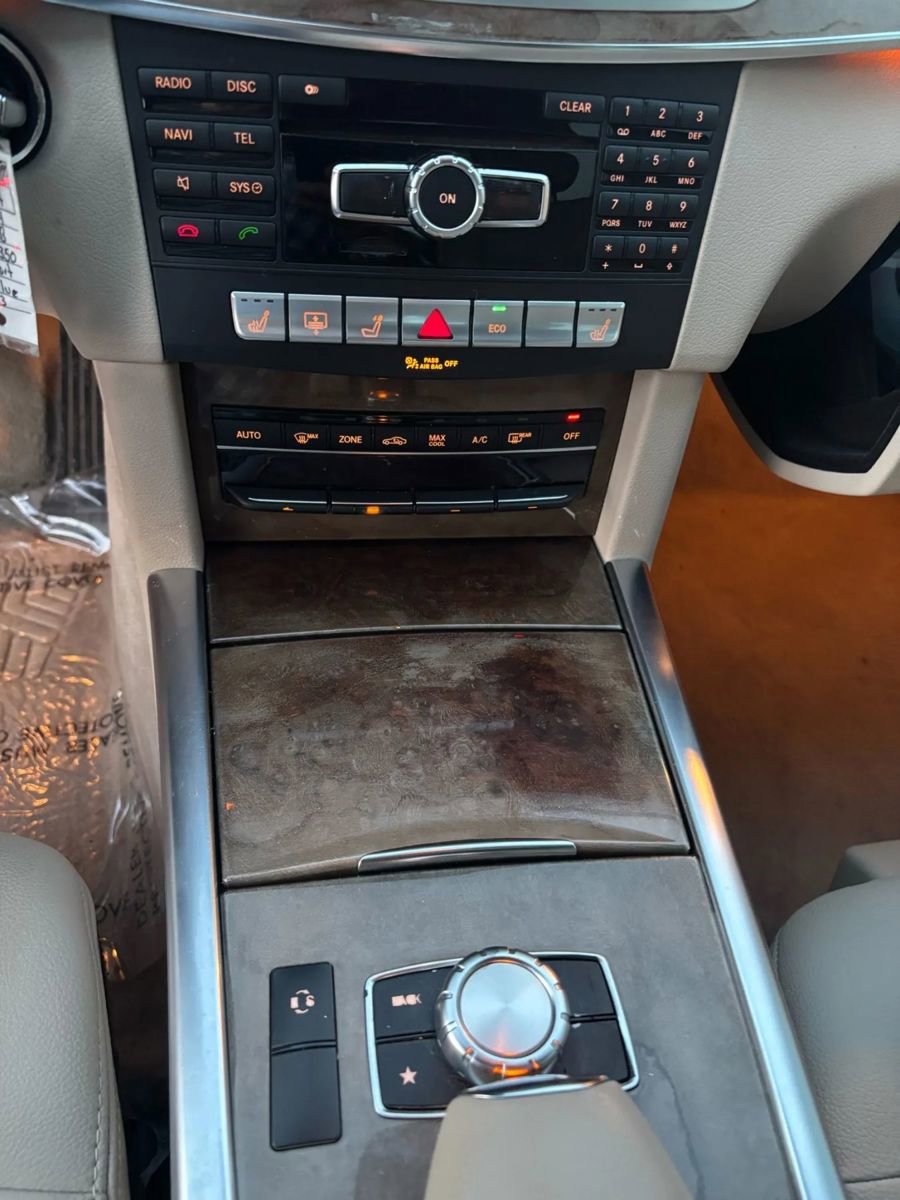 Used 2014 Mercedes-Benz E 350 Sedan image 15