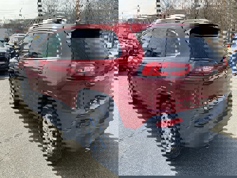 Used 2014 Jeep Cherokee Latitude w/ Comfort/Convenience Group image 7