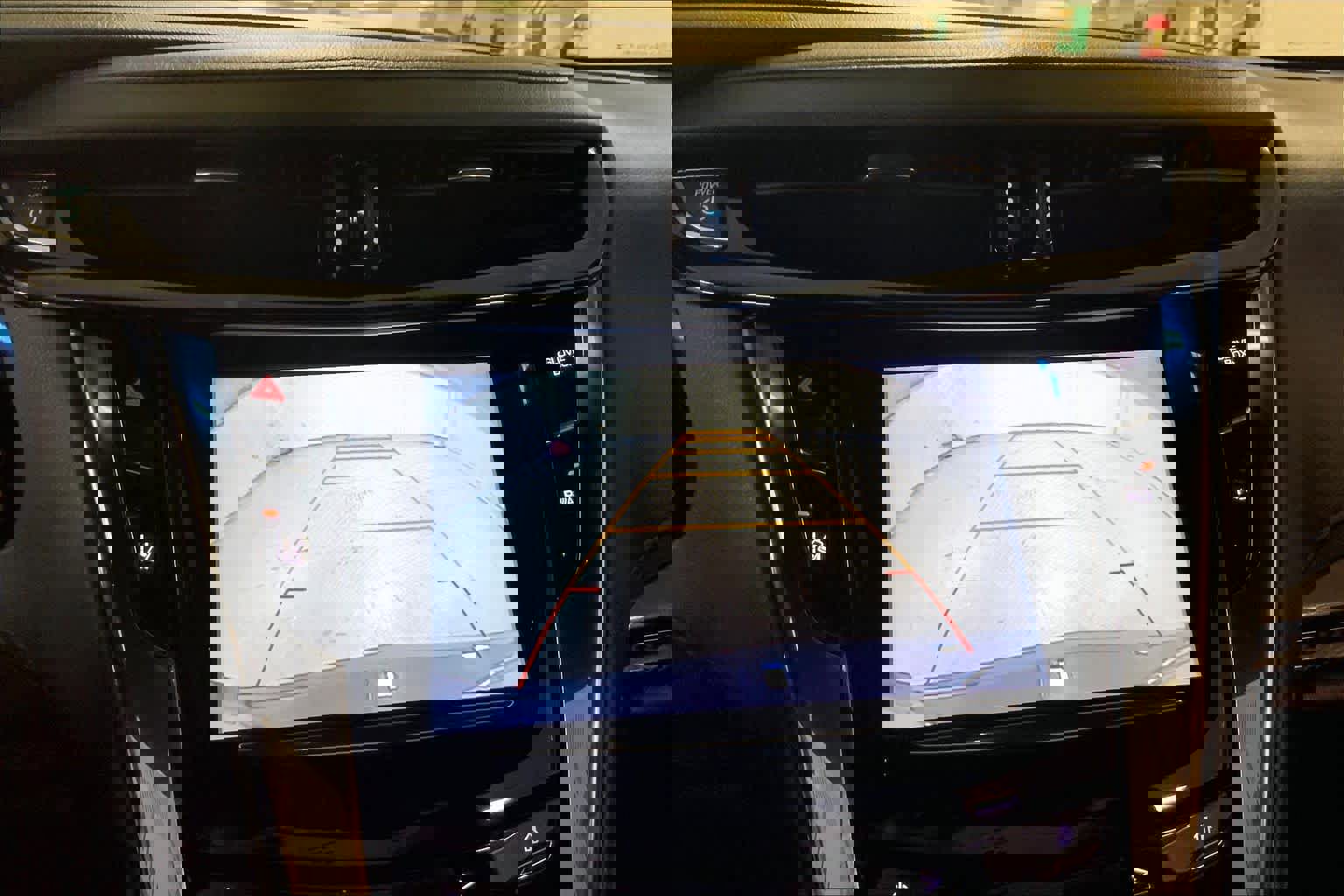 Used 2016 Cadillac ELR image 26