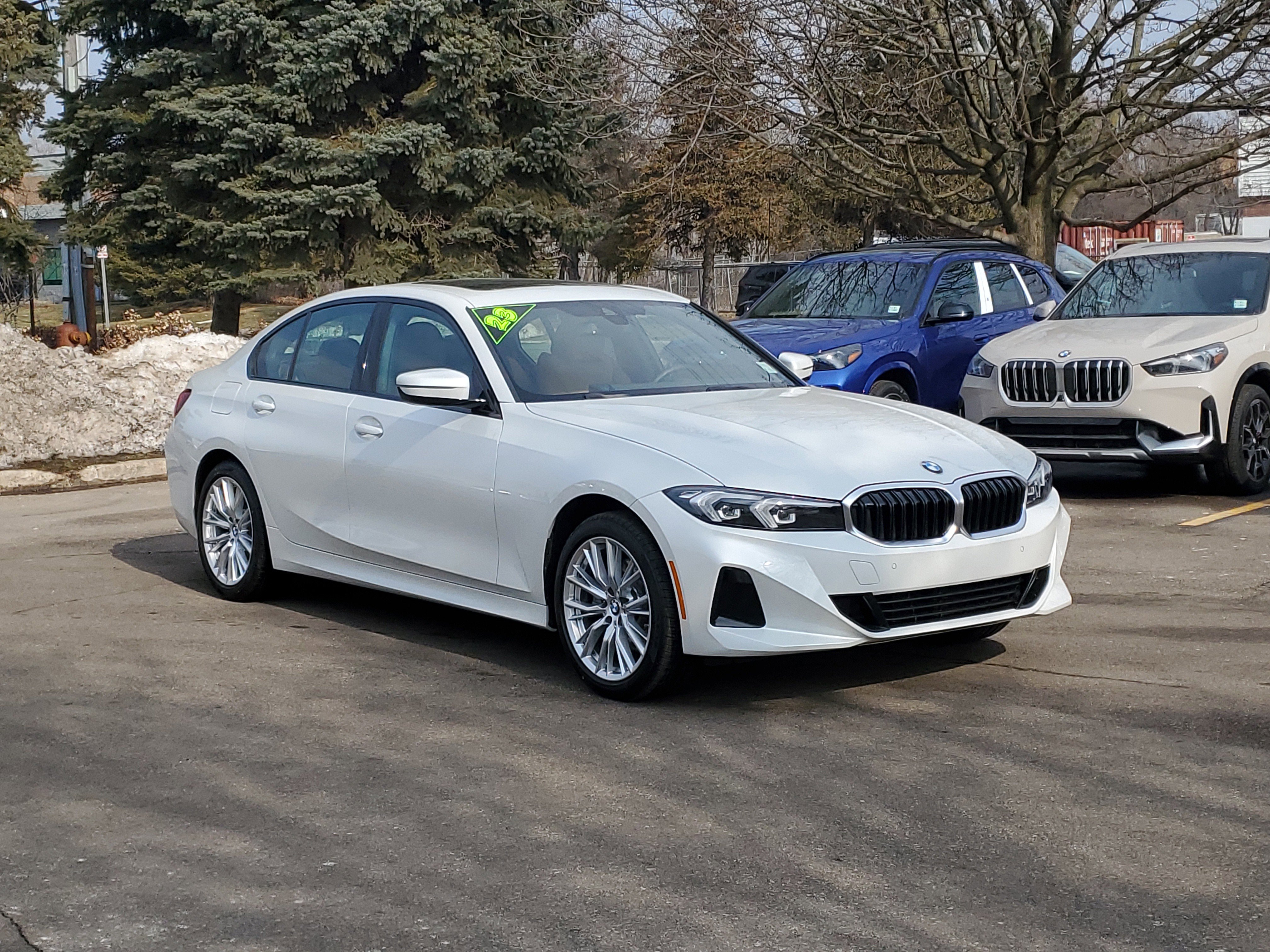 Certified 2023 BMW 330i xDrive Sedan w/ Premium Package image 4