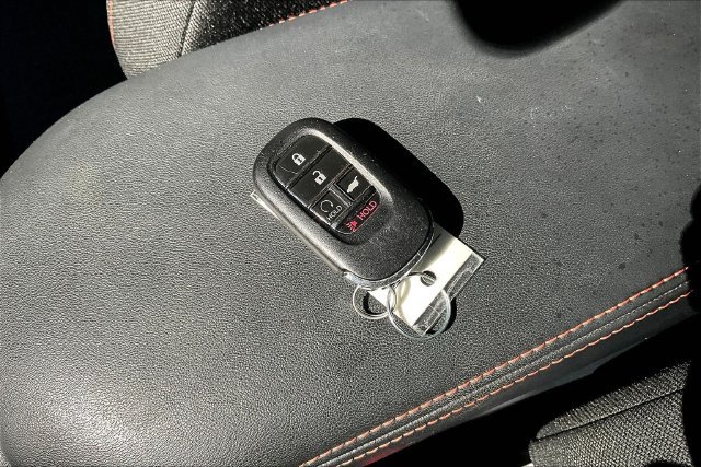 Used 2024 Honda HR-V Sport image 36