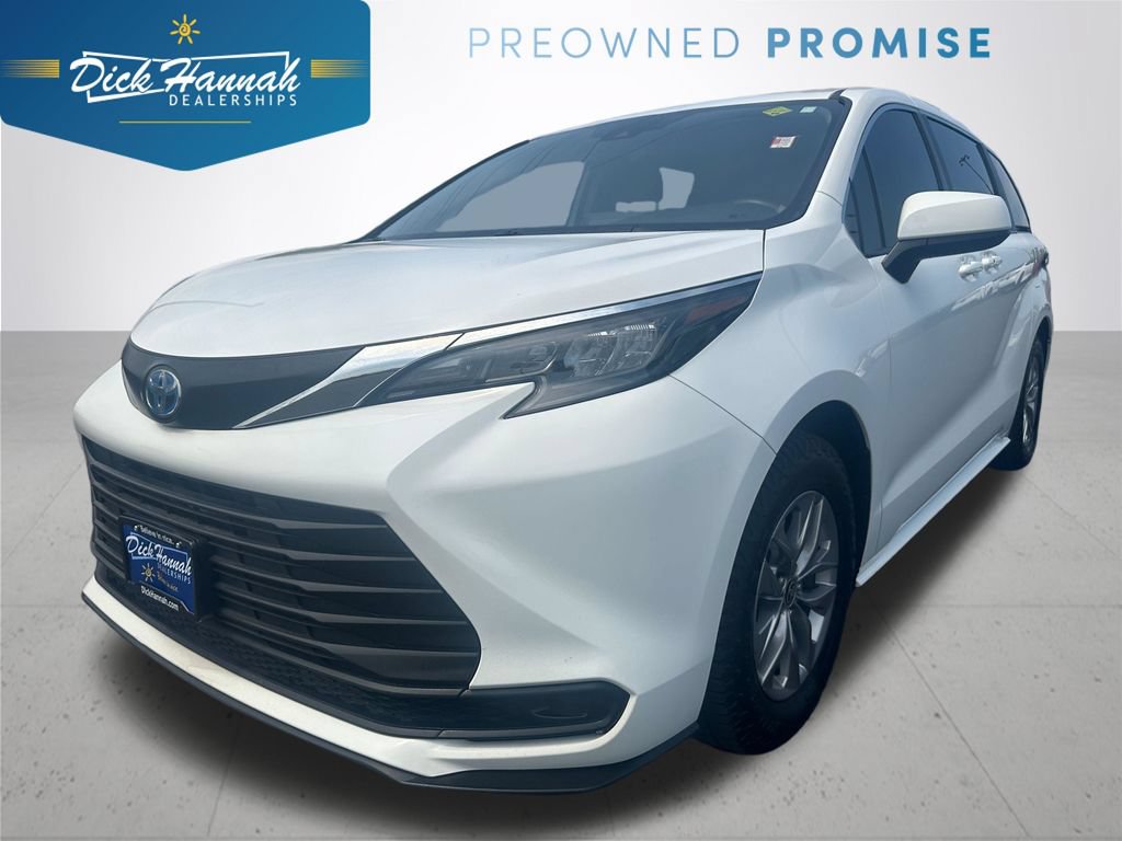 Used 2024 Toyota Sienna LE
