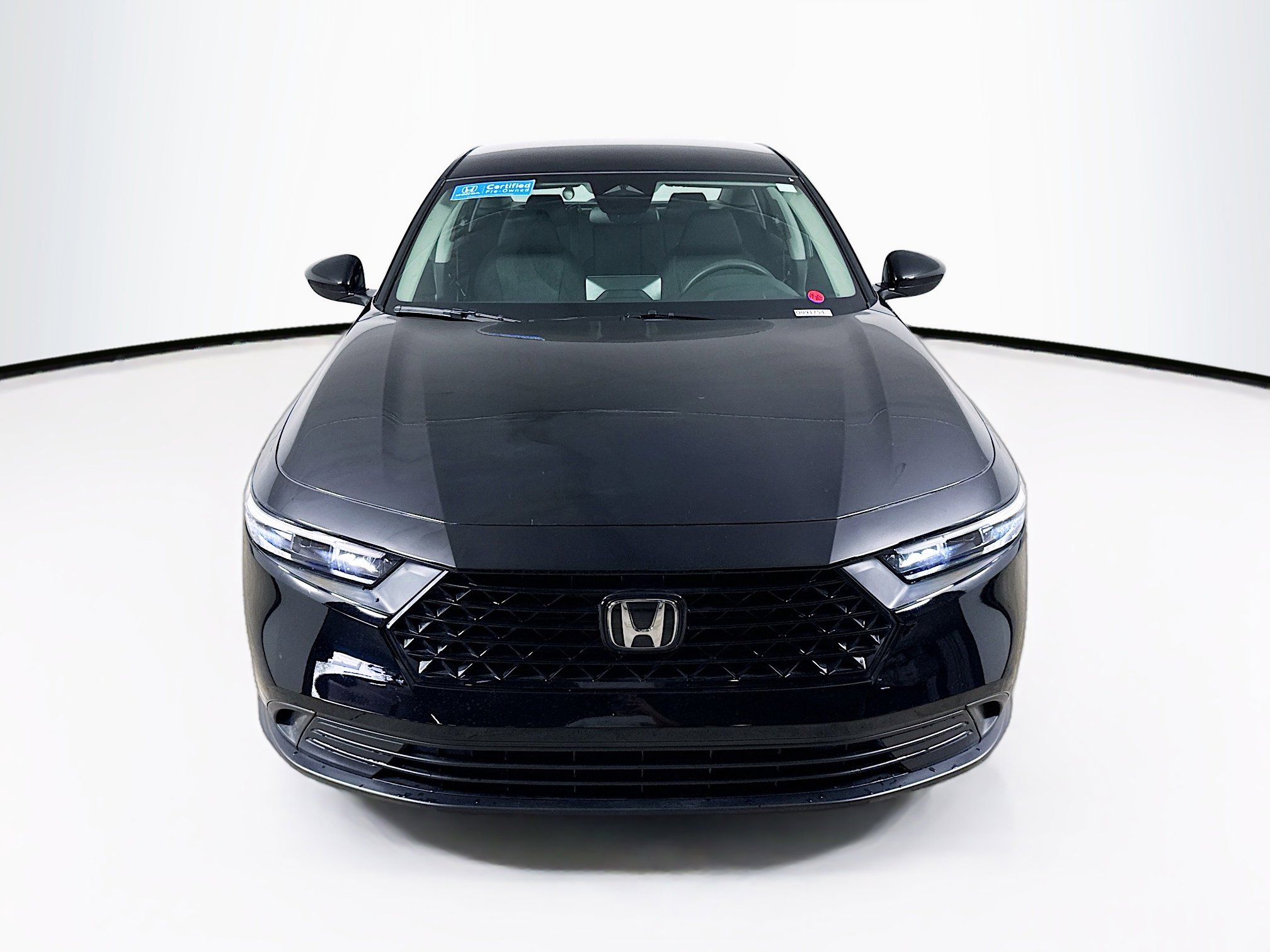 Certified 2025 Honda Accord LX image 3
