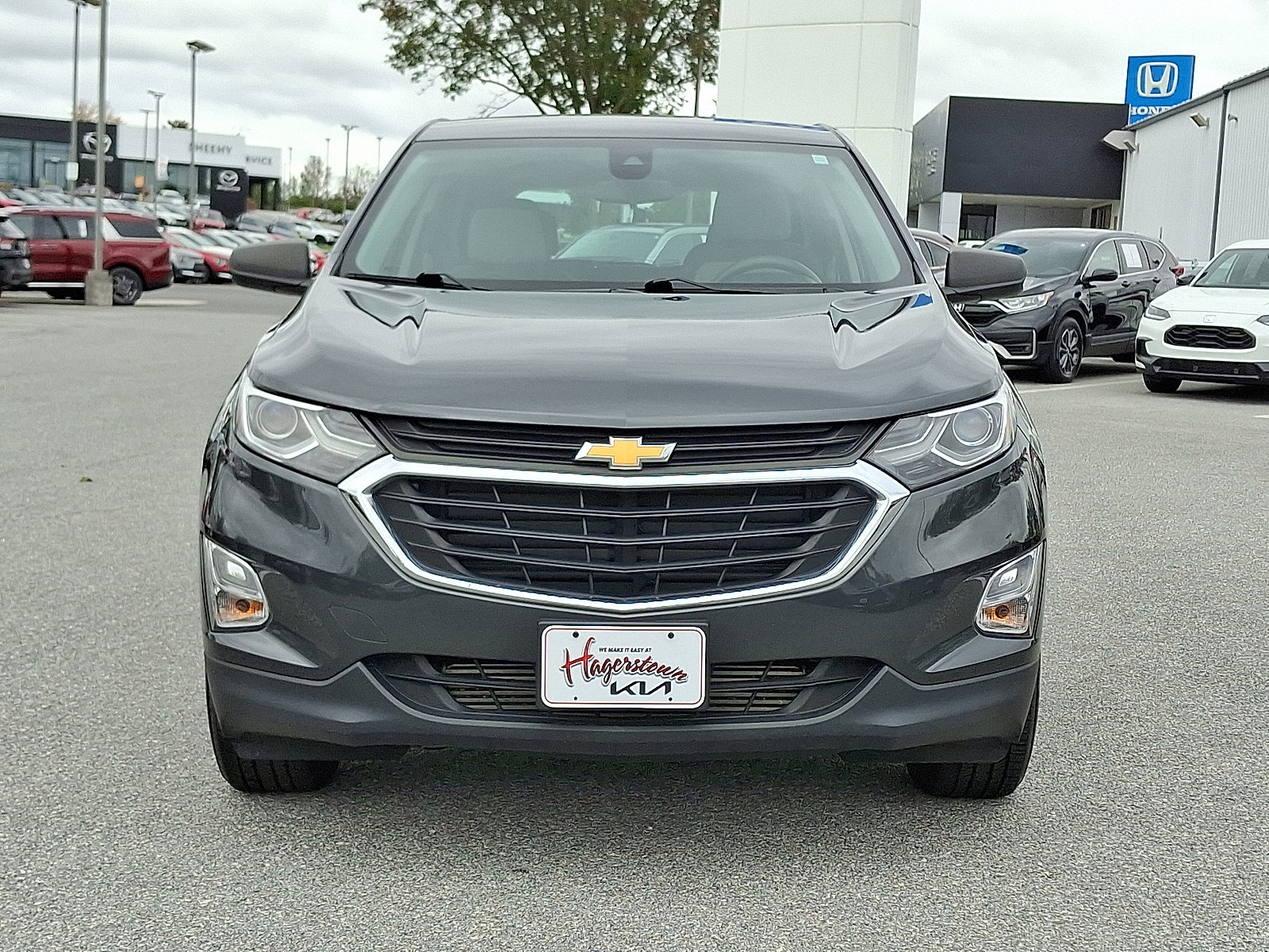Used 2021 Chevrolet Equinox LS image 2