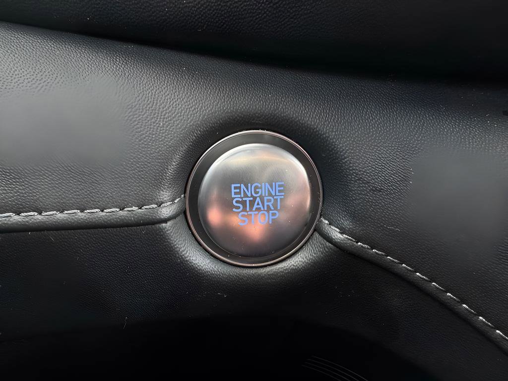 Used 2023 Hyundai Santa Fe SEL w/ Premium Package image 26