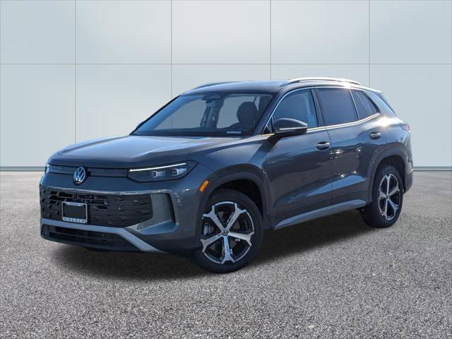 New 2025 Volkswagen Tiguan SE image 1