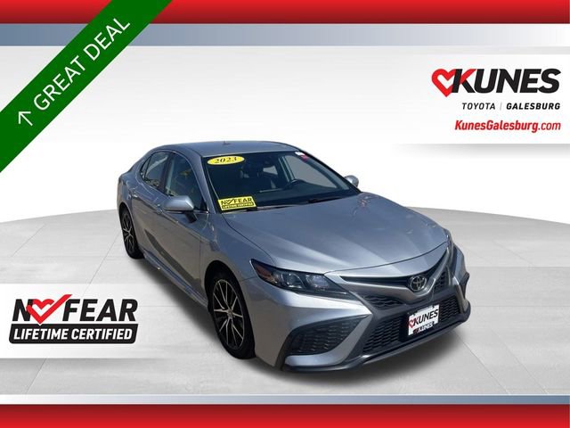 Used 2023 Toyota Camry SE