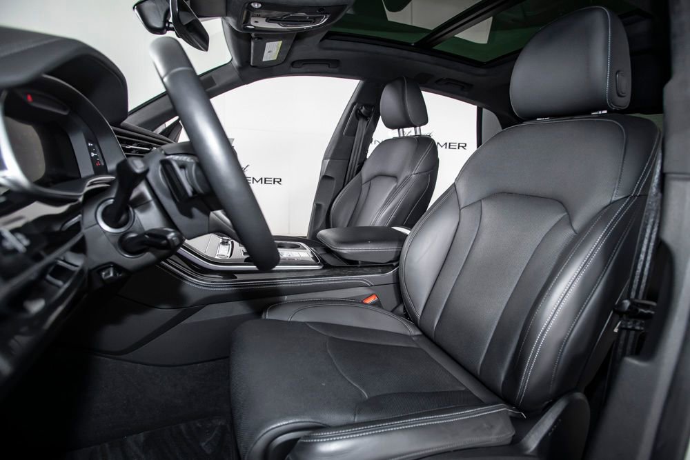 Used 2025 Audi Q8 Prestige image 20