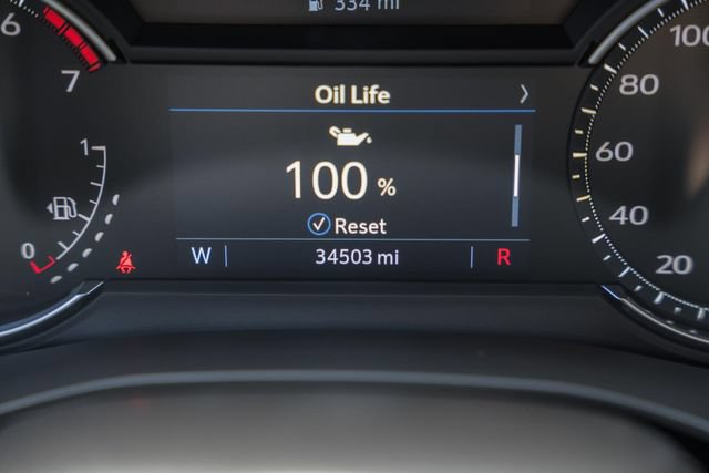 Used 2025 Cadillac XT5 Luxury FWD image 41