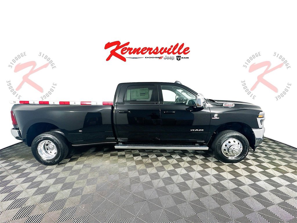 New 2025 RAM 3500 Laramie image 8