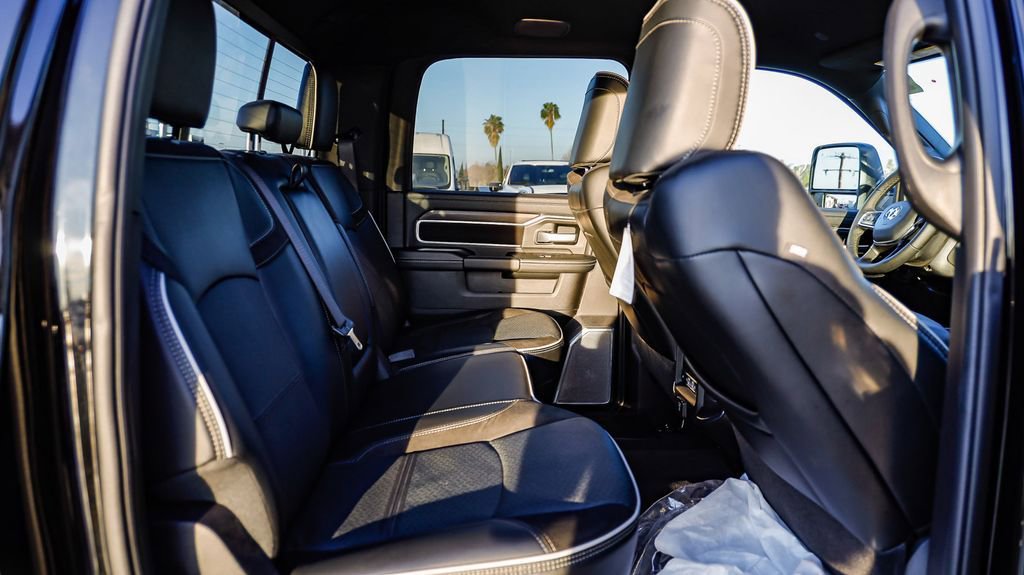 New 2025 RAM 3500 Laramie image 19