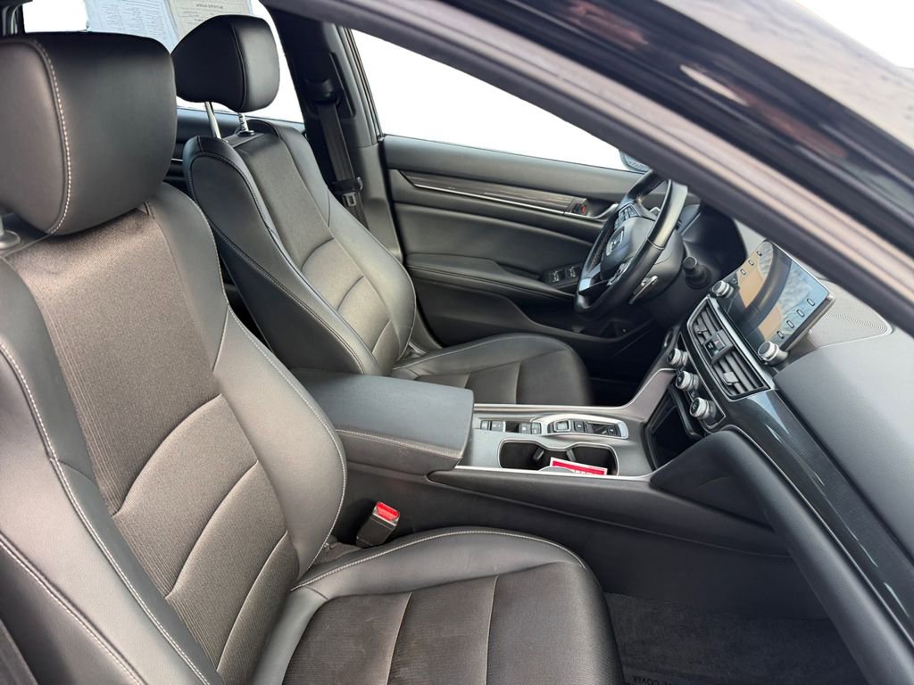 Used 2022 Honda Accord Sport image 15