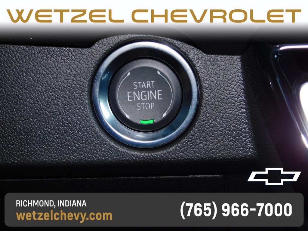 New 2027 Chevrolet Traverse LT FWD image 39