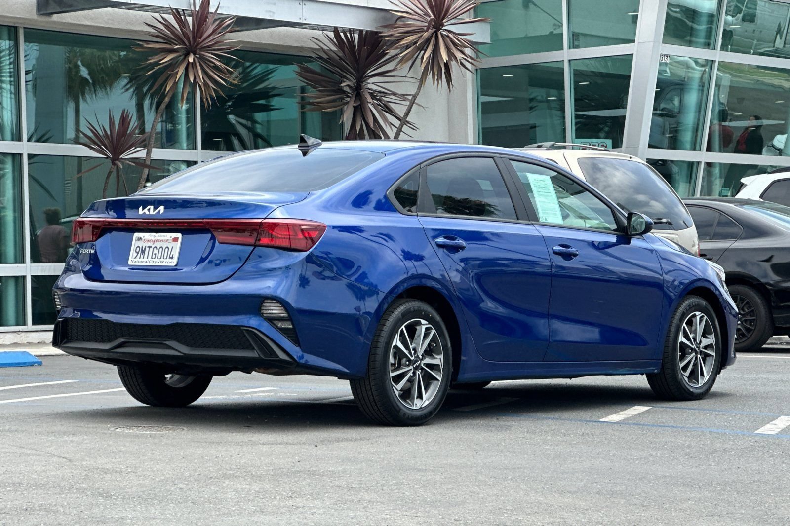 Used 2024 Kia Forte LXS FWD image 4