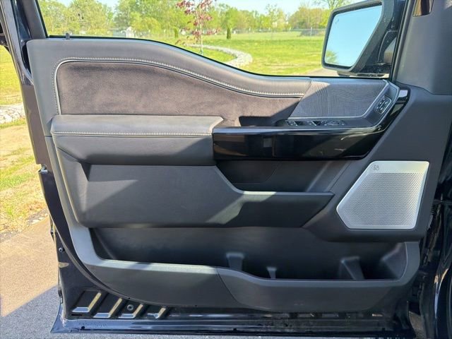 Used 2023 Ford F150 Lightning Platinum AWD/4WD image 29