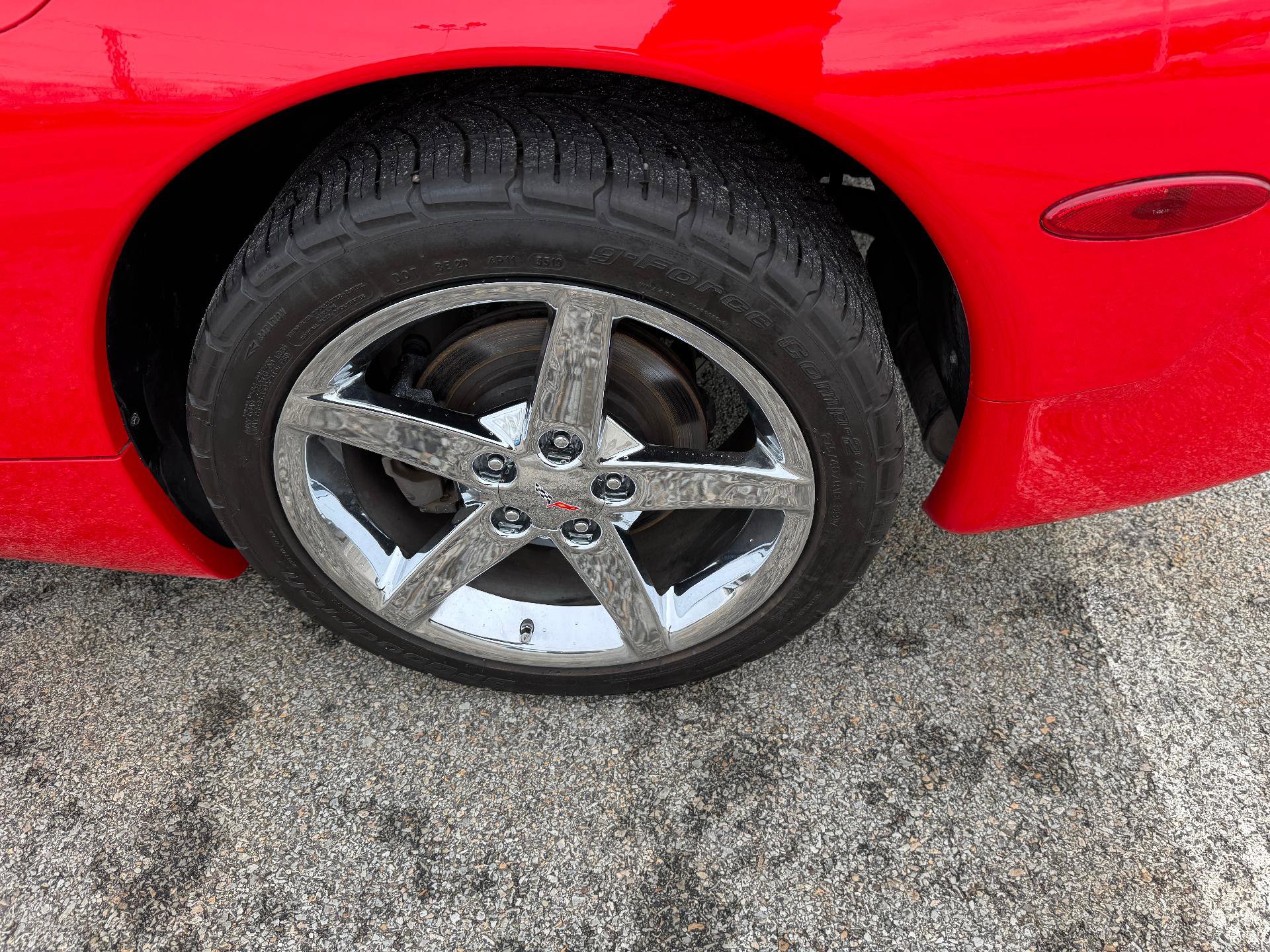 Used 1999 Chevrolet Corvette Convertible w/ Memory Pkg image 11