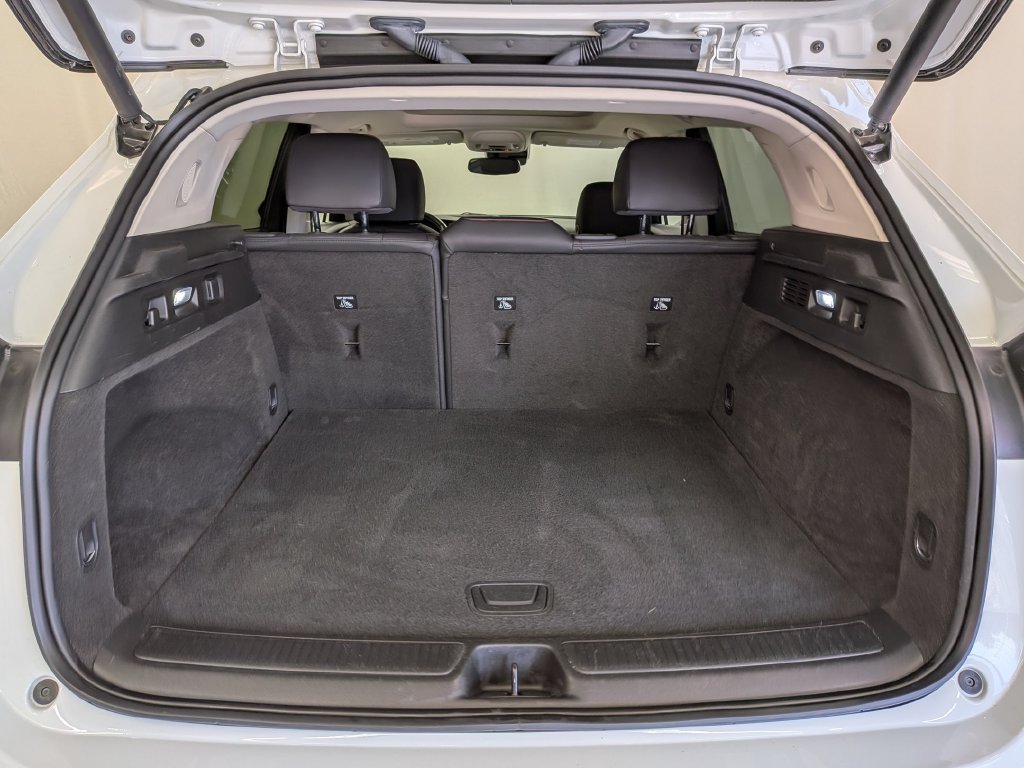 Used 2023 Buick Envision Essence w/ Sport Touring Package FWD image 30
