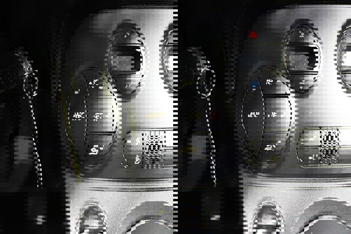 Used 2017 FIAT 500 e image 18