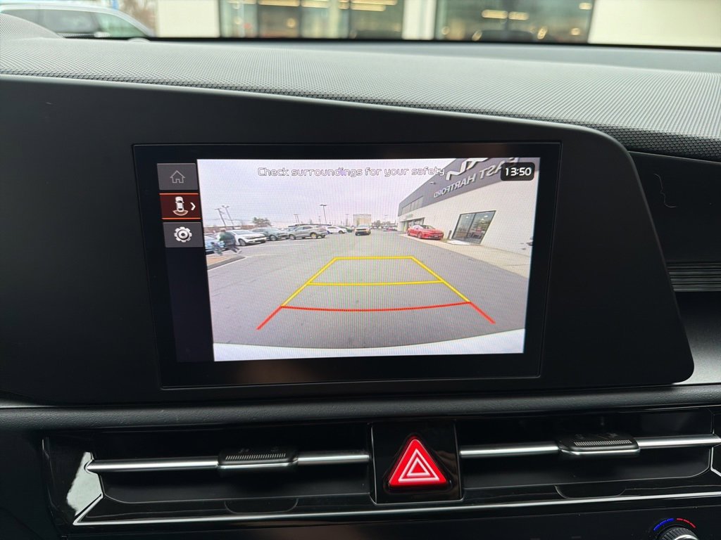 Certified 2025 Kia Niro LX image 34