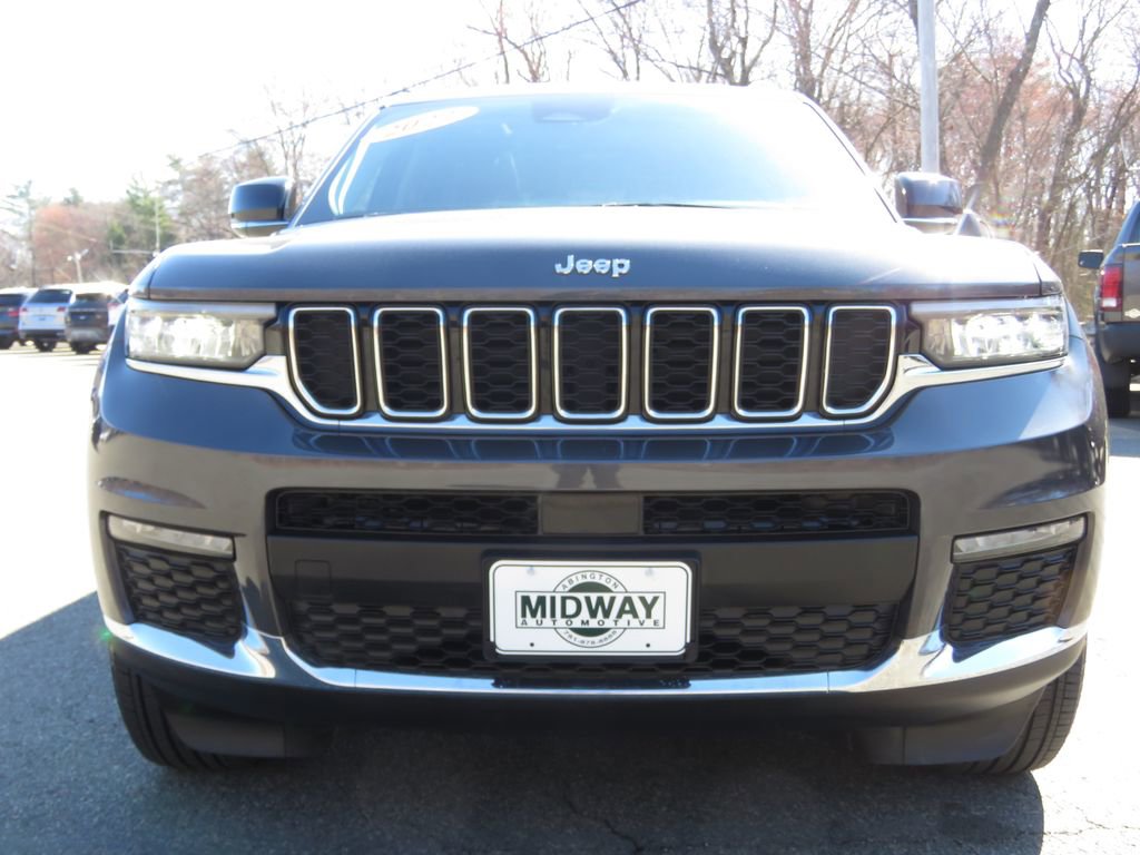Used 2022 Jeep Grand Cherokee L Limited AWD/4WD image 2