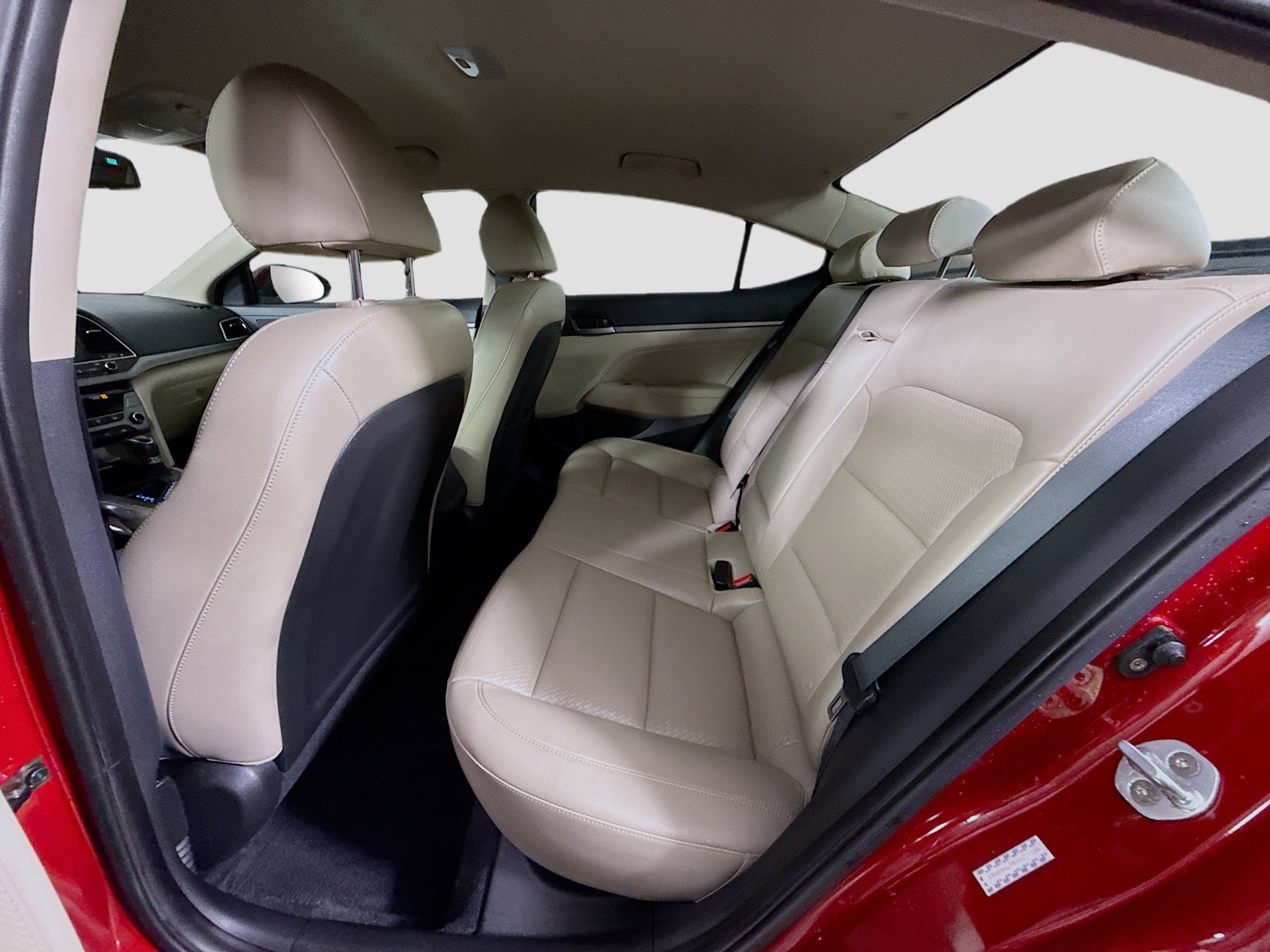 Used 2017 Hyundai Elantra Limited image 25