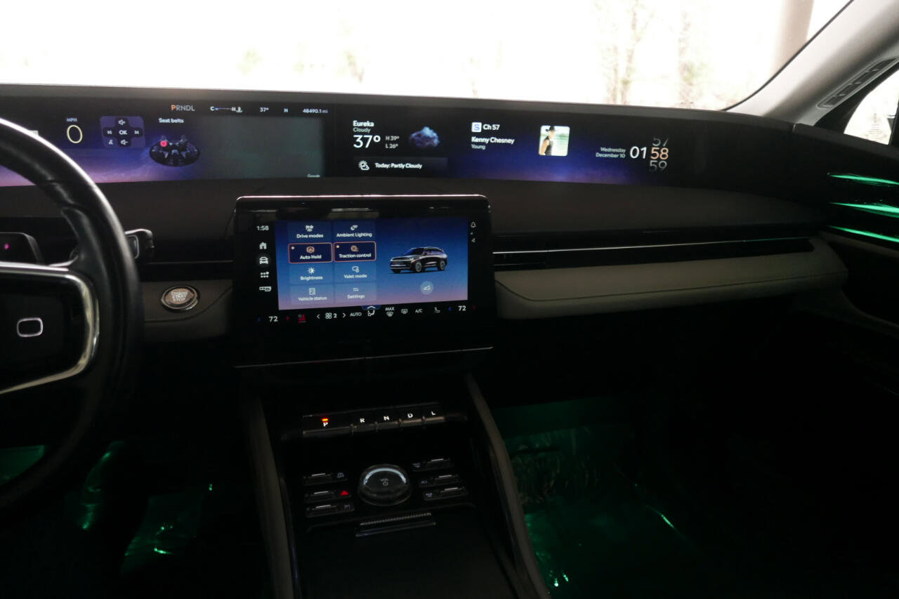 Used 2024 Lincoln Nautilus Reserve image 26