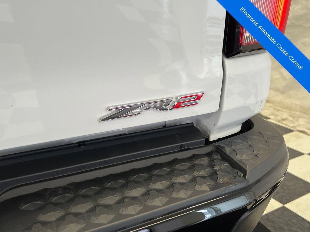 Used 2024 Chevrolet Colorado ZR2 w/ Safety Package image 14