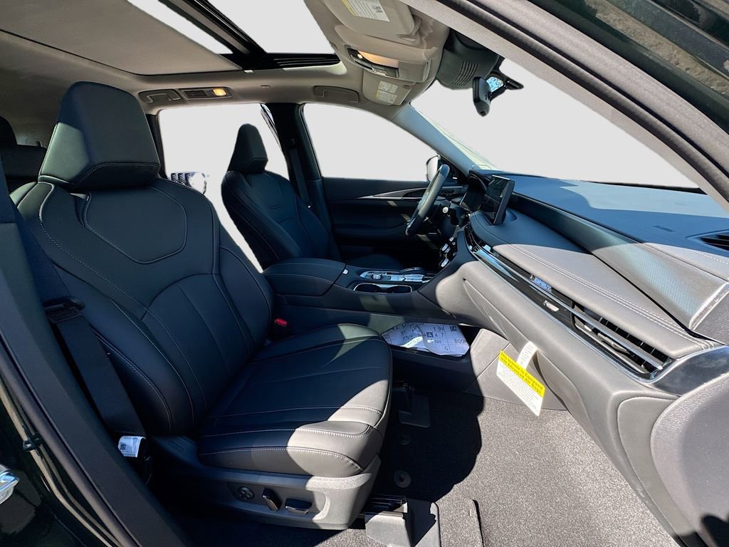 Certified 2026 INFINITI QX60 Luxe w/ Cargo Package image 32