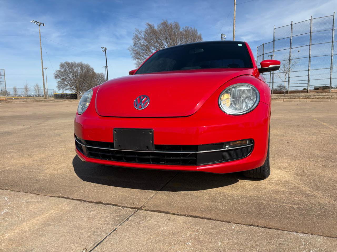 Used 2013 Volkswagen Beetle TDI FWD image 4