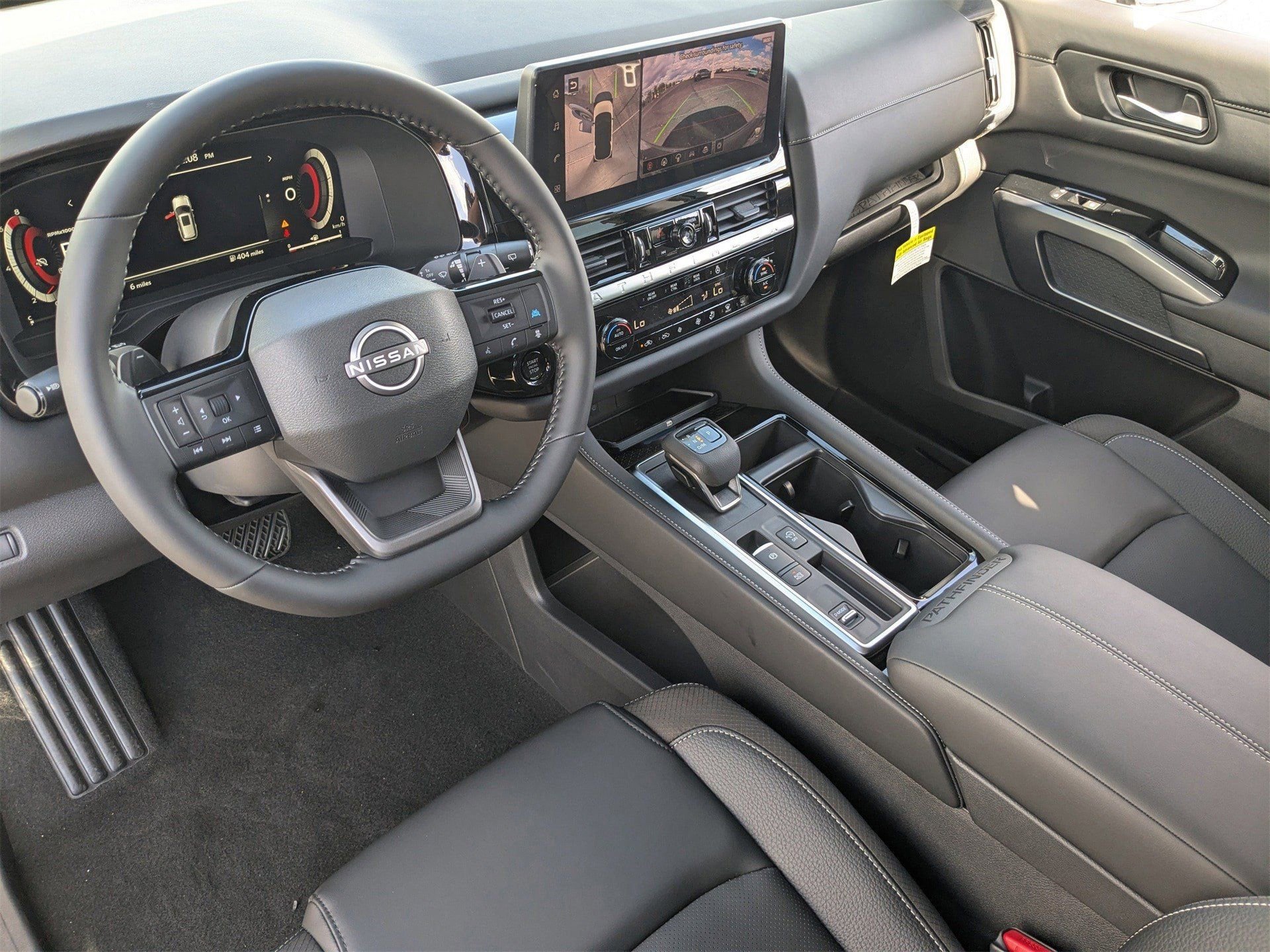 New 2026 Nissan Pathfinder SL image 11