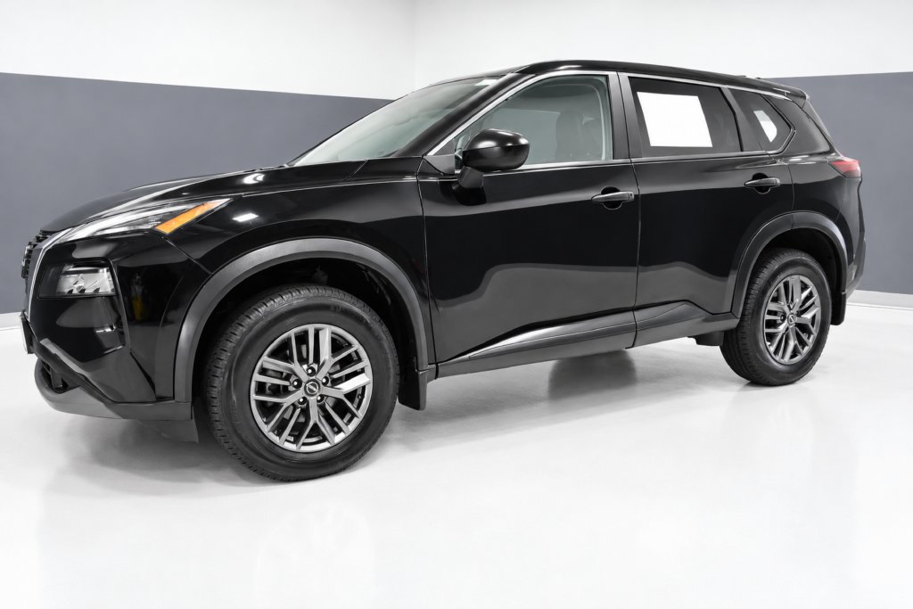 Certified 2023 Nissan Rogue S AWD/4WD image 2