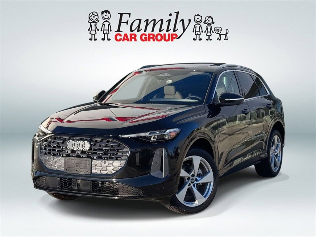 New 2025 Audi Q5 Premium Plus image 1