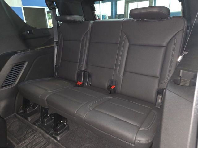 Used 2023 Chevrolet Tahoe Z71 w/ Z71 Off-Road Package AWD/4WD image 23