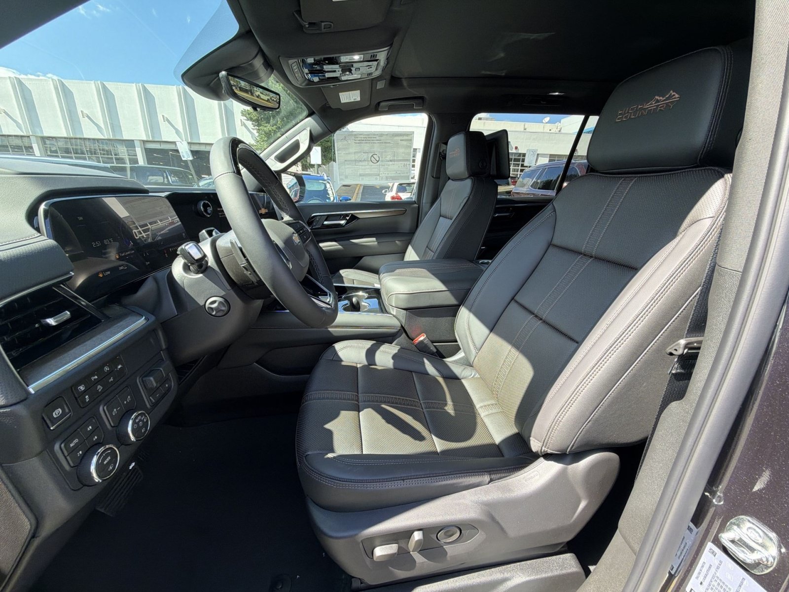 New 2026 Chevrolet Suburban High Country AWD/4WD image 13