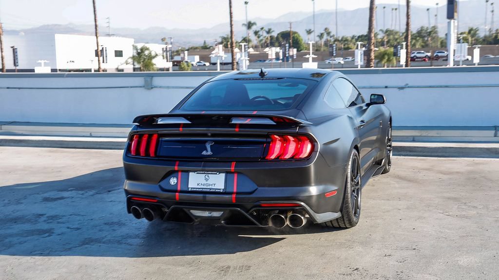 Used 2021 Ford Mustang Shelby GT500 w/ Technology Package RWD image 9