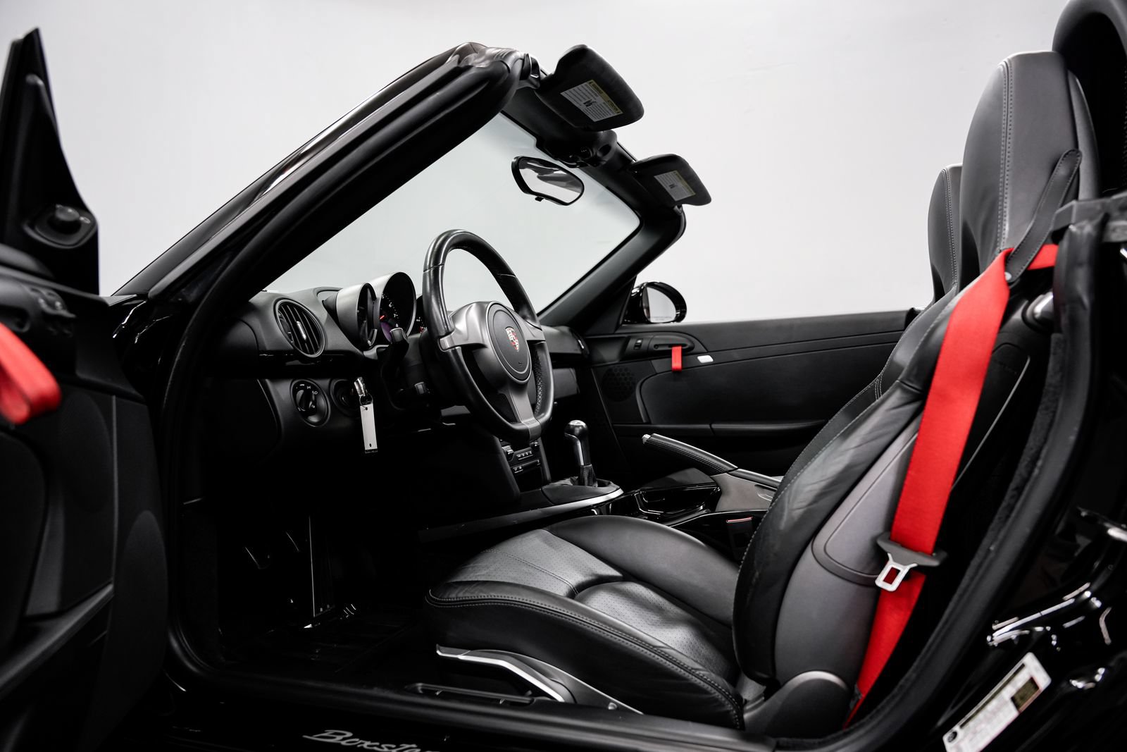 Used 2011 Porsche Boxster Spyder RWD image 17
