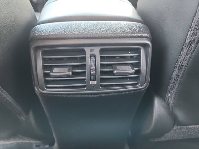 Used 2022 Nissan Rogue Sport SL AWD/4WD image 32
