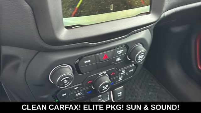 Used 2023 Jeep Renegade Trailhawk w/ Sun/Sound Group AWD/4WD image 21