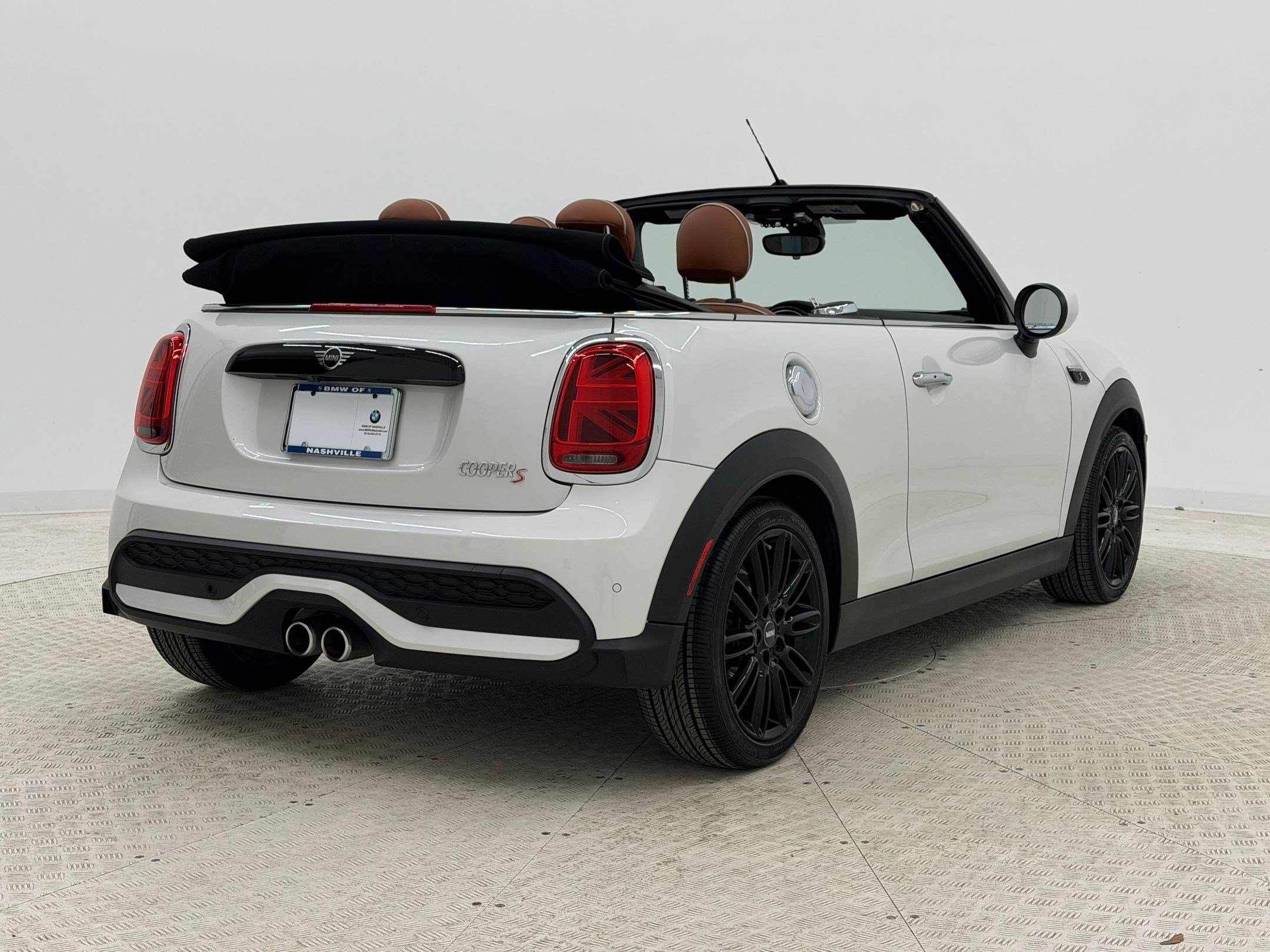 Certified 2023 MINI Cooper S image 9