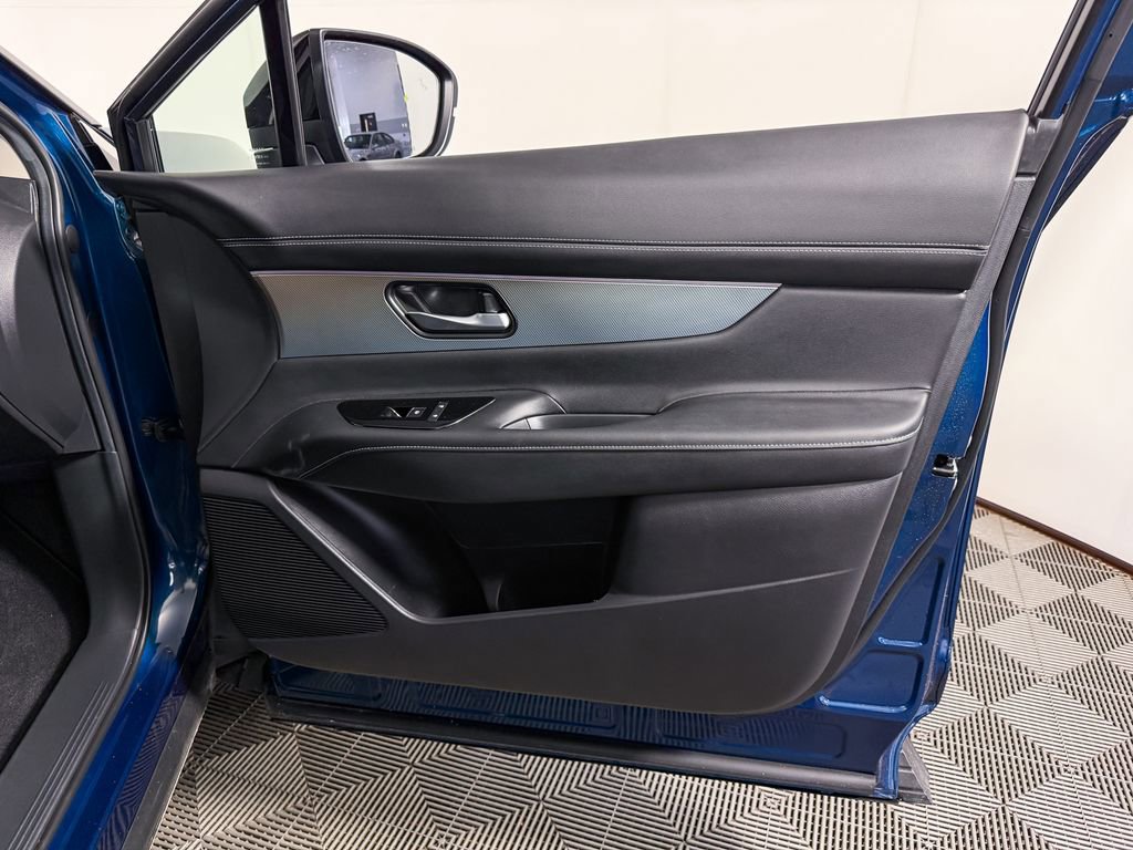 Certified 2025 Nissan Murano SL image 47