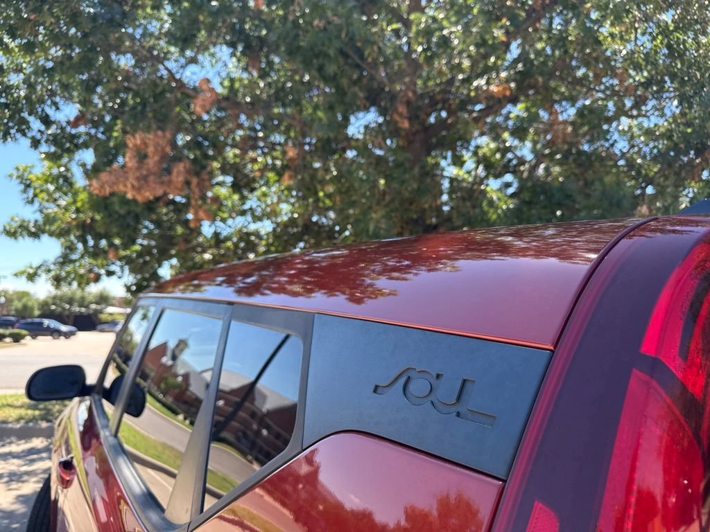 Used 2021 Kia Soul LX FWD image 9