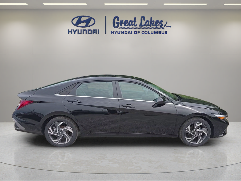 New 2026 Hyundai Elantra Limited FWD image 6