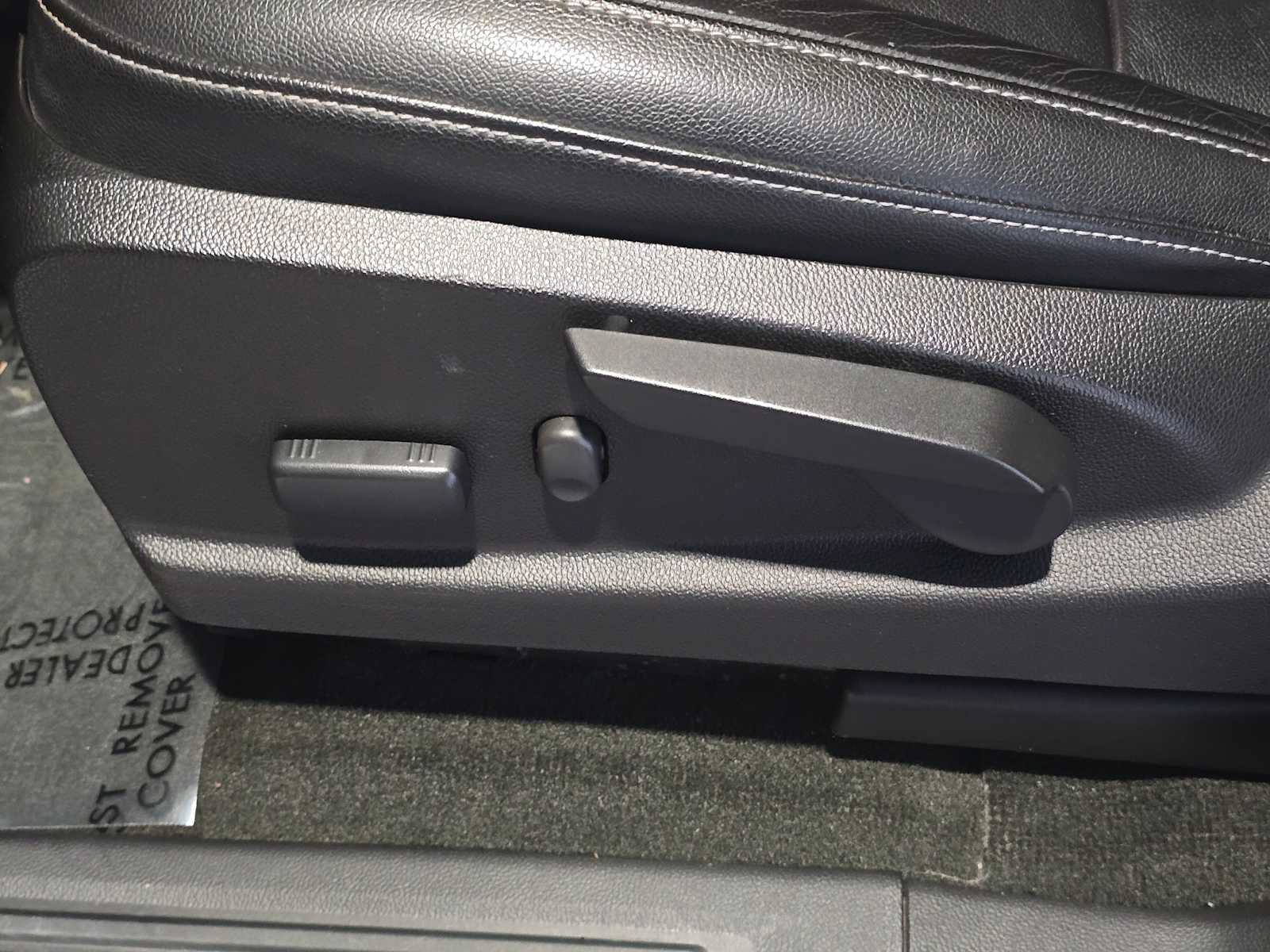 Used 2016 GMC Canyon SLT w/ Driver Alert Package image 23