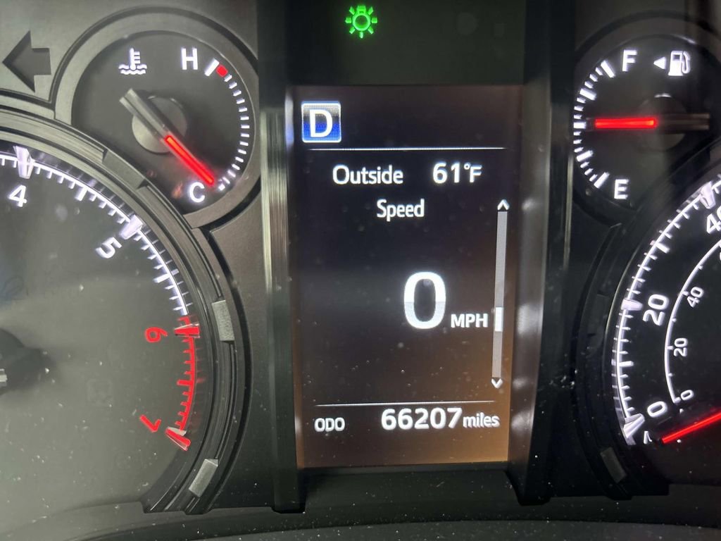 Certified 2022 Toyota 4Runner SR5 Premium image 22