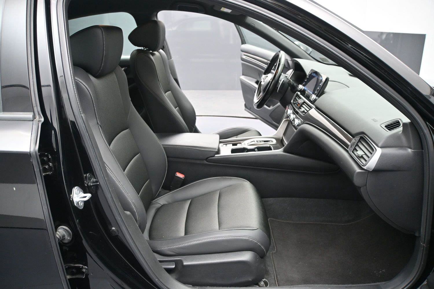 Used 2022 Honda Accord Sport image 16
