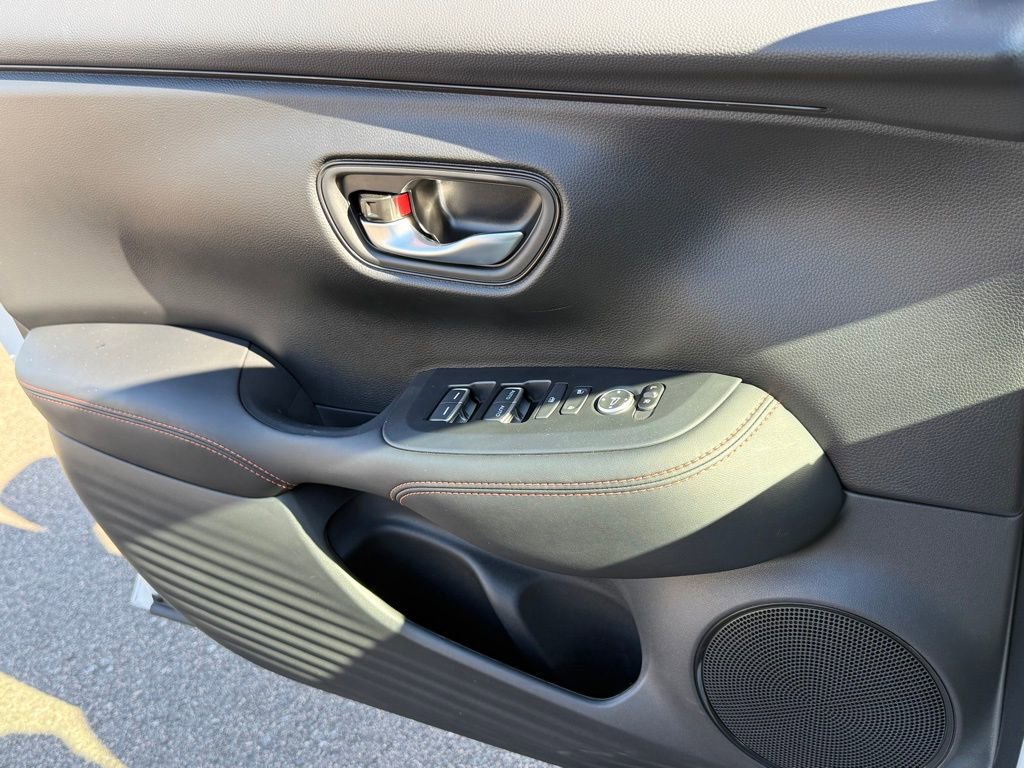 Certified 2026 Honda HR-V Sport image 29