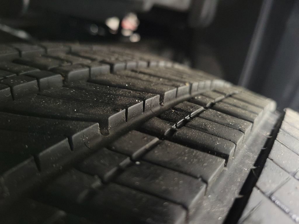 Used 2024 Toyota Tacoma TRD Sport w/ TRD Sport Upgrade Package image 12