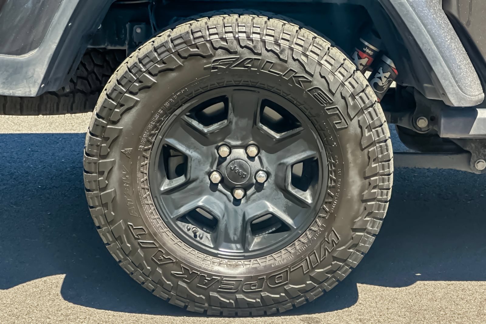 Used 2022 Jeep Gladiator Mojave w/ Trailer Tow Package AWD/4WD image 38