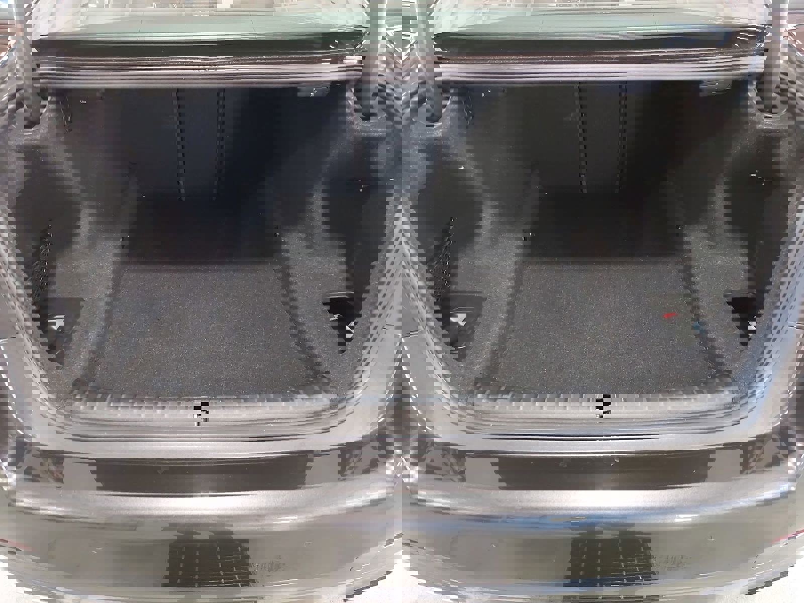 Used 2023 BMW 540i xDrive w/ M Sport Package image 13