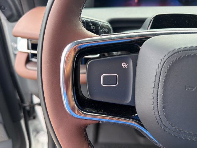 New 2026 Lincoln Navigator Reserve AWD/4WD image 28